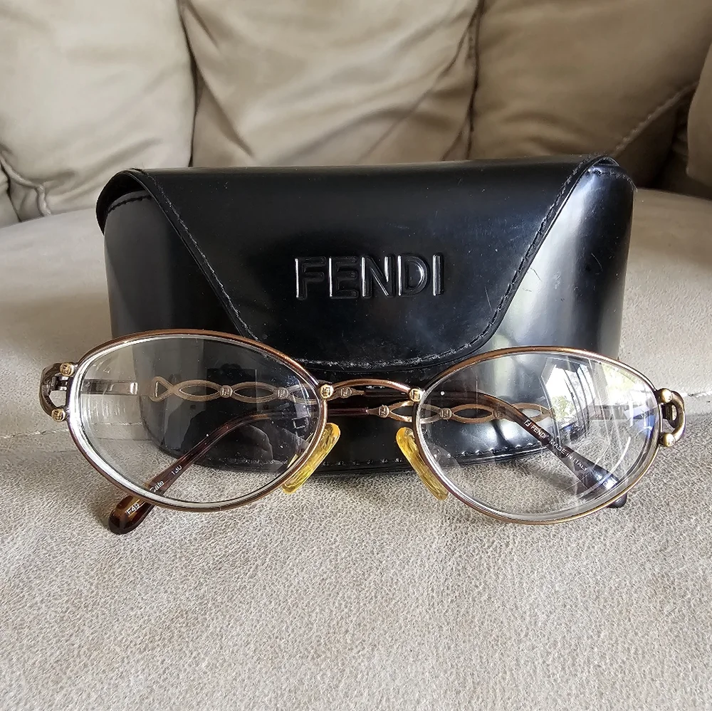 Fendi Elegant Metal Logo Gold and Brown‎ Italy Chic Classy Frame Glasses
